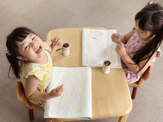 子供のお絵描きを全てとっておいてあげたい気持ちを刺繍という形で残してみては